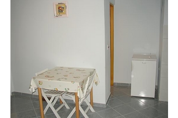 Family pension Kustići 3